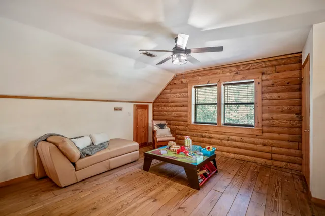 $450,000 | 31370 Lazy Ridge Drive, Waller, TX 77484