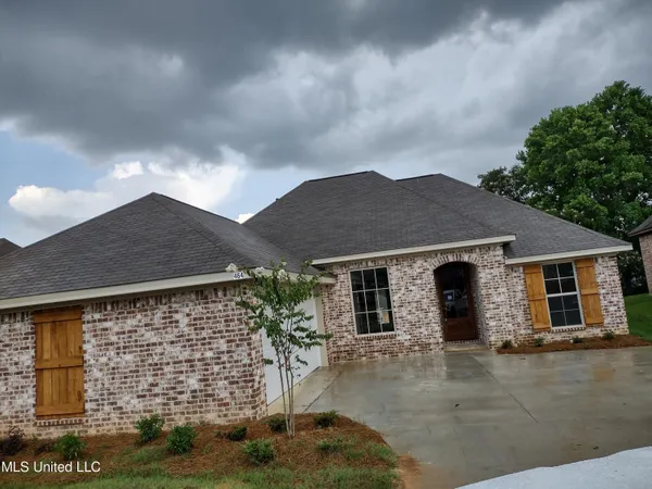 $2,295 | 464 Silver Hill Drive, Pearl, MS 39208