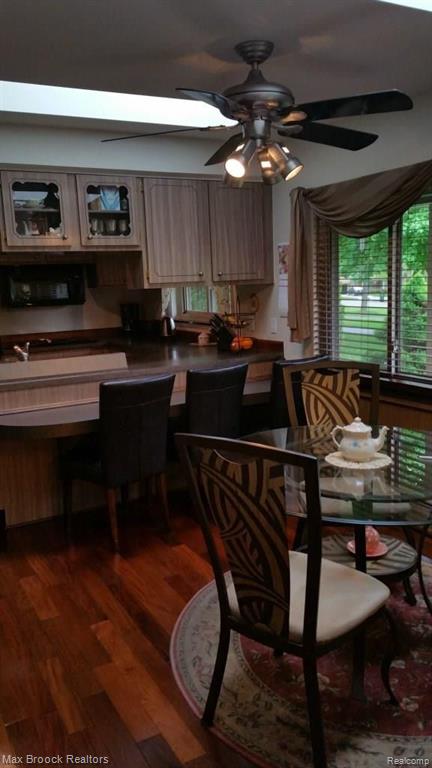 734 Lynndale Drive Rochester Hills, MI 48309 - Photo 9 of 37