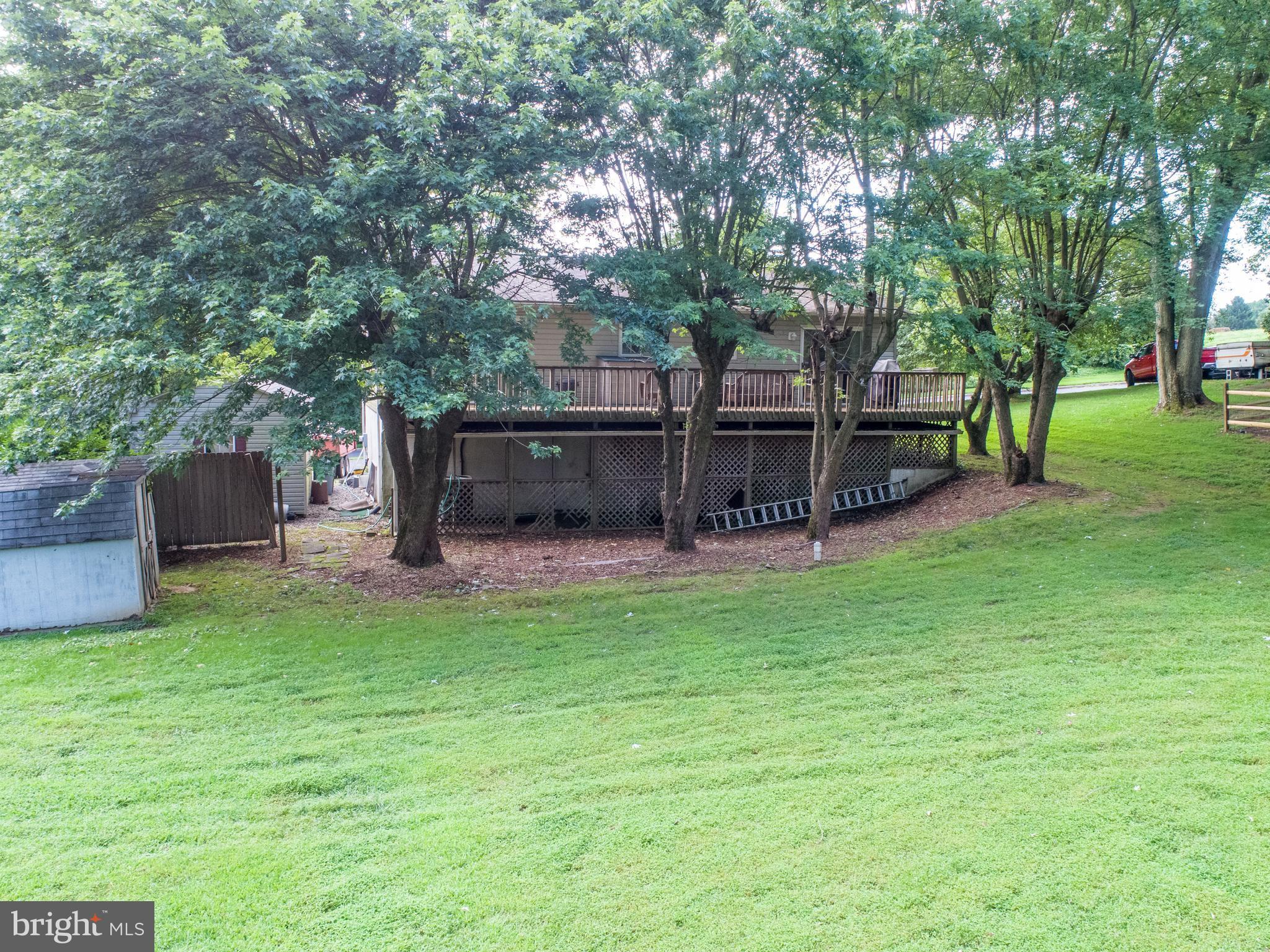 130 Evan Drive Elkton, MD 21921 - Photo 5 of 8 Huge Back Deck