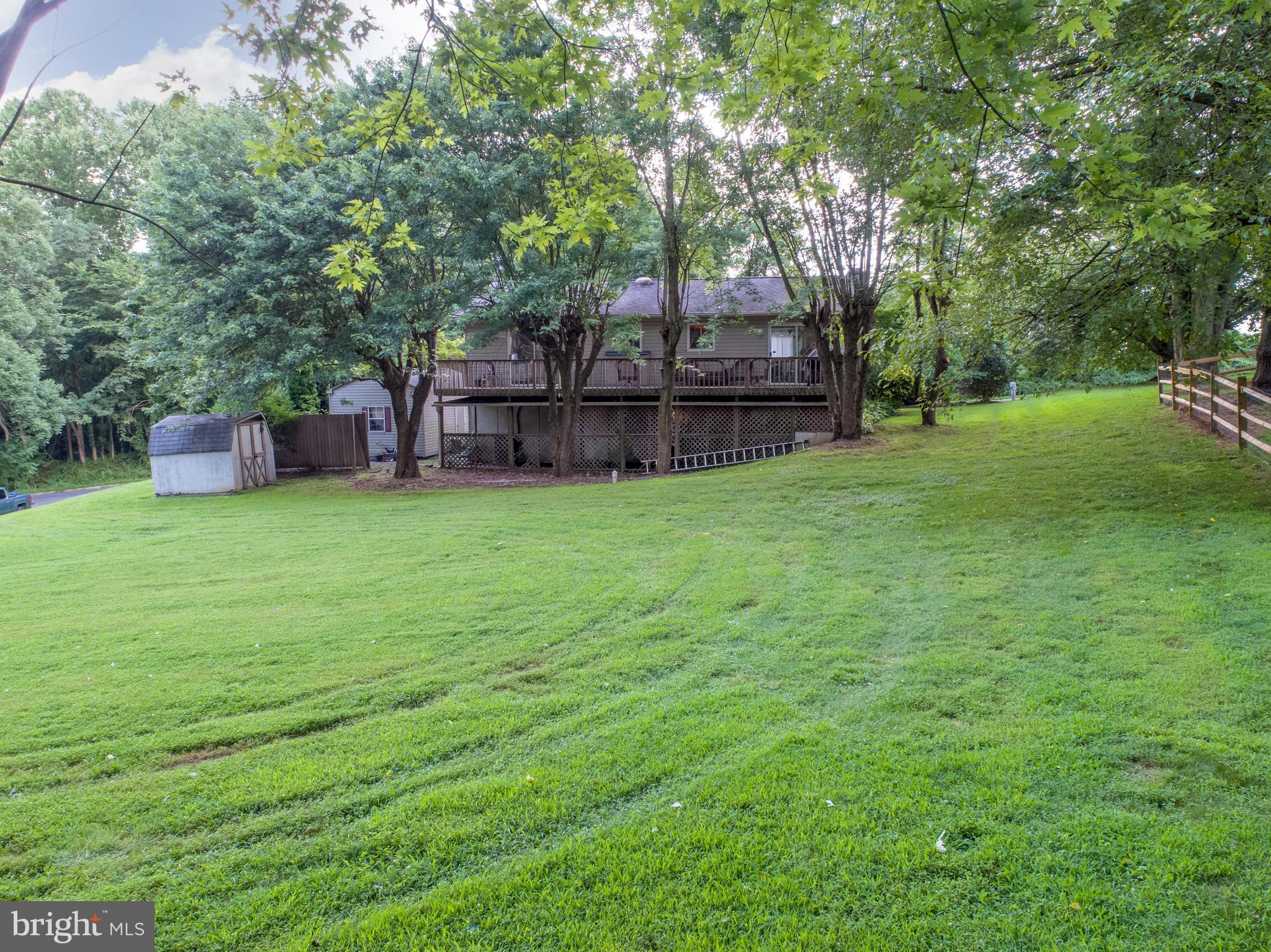 130 Evan Drive Elkton, MD 21921 - Photo 7 of 8 Large Back yard