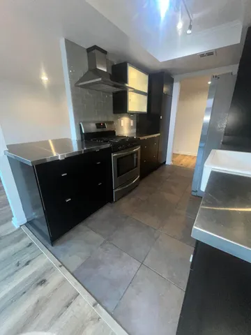 $1,595 | 400 North Sunrise Way, Unit 250, Palm Springs, CA 92262