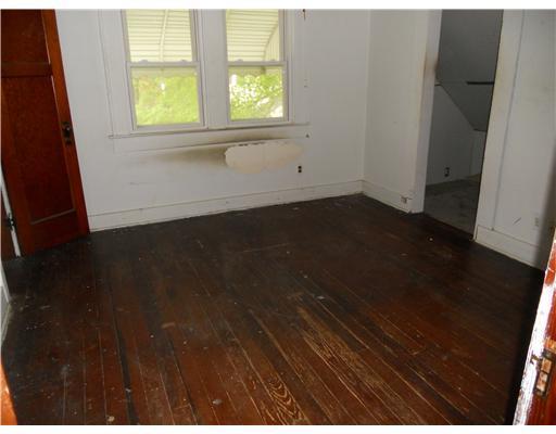 511 N Light Springfield, OH 45504 - Photo 7 of 8