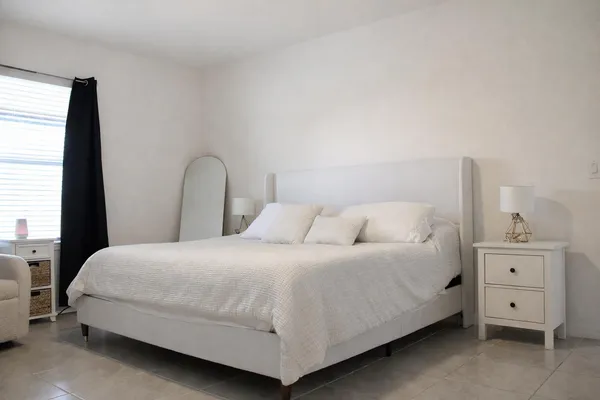 $3,000 | 1443 Southwest Gadsan Avenue, Port St. Lucie, FL 34953