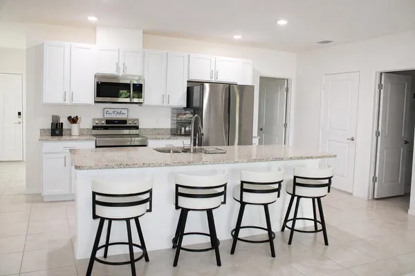 $3,000 | 1443 Southwest Gadsan Avenue, Port St. Lucie, FL 34953