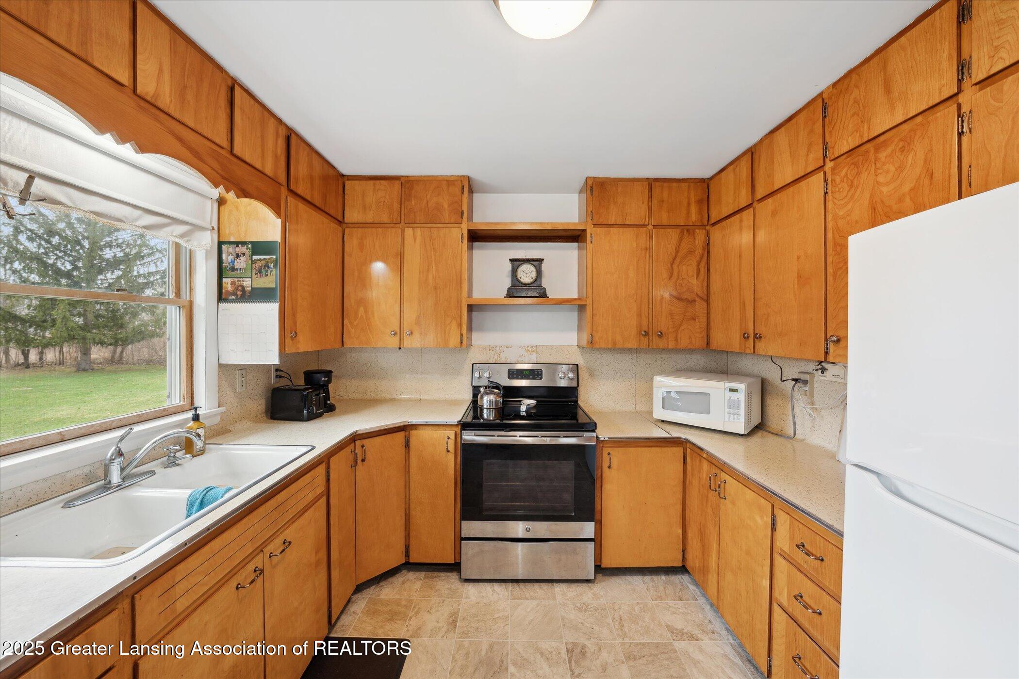 5001 Cornell Road Okemos, MI 48864 - Photo 17 of 42 Kitchen