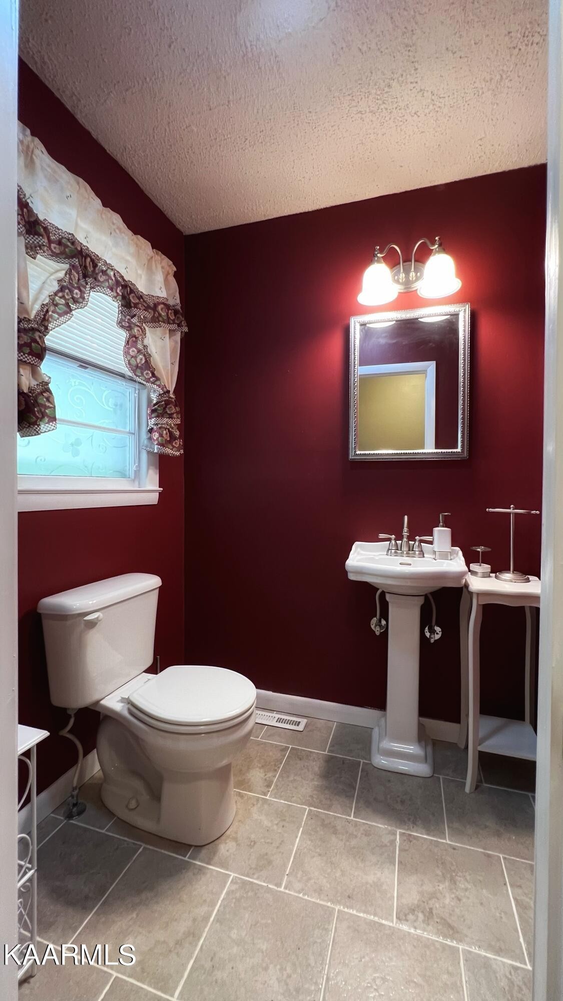 824 Sugar Loaf Road Sevierville, TN 37876 - Photo 11 of 36 Gallery Image 11