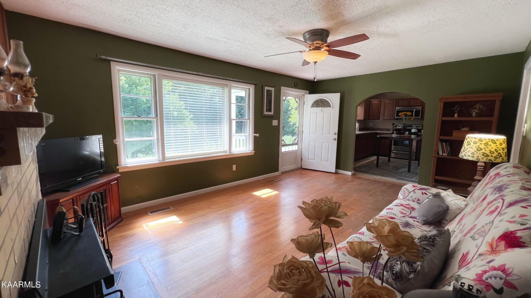 824 Sugar Loaf Road Sevierville, TN 37876 - Photo 5 of 36 Gallery Image 5