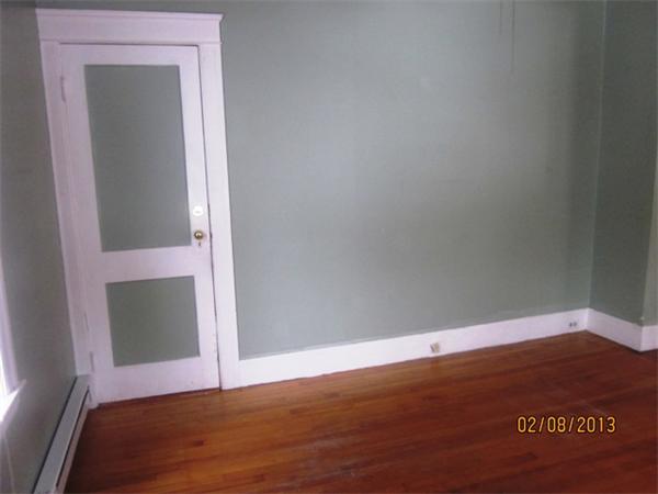 8 Elton Street Worcester, MA 01604 - Photo 6 of 26