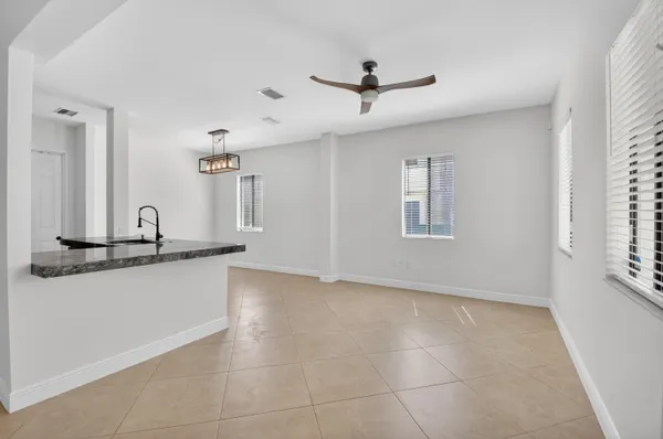$3,250 | 2515 Venetian Court, Boynton Beach, FL 33426