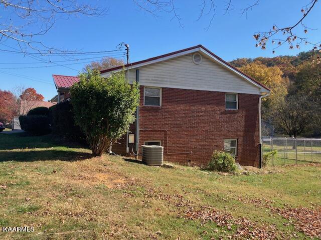 152 Carson Springs Road Newport, TN 37821 - Photo 4 of 16 IMG_2829