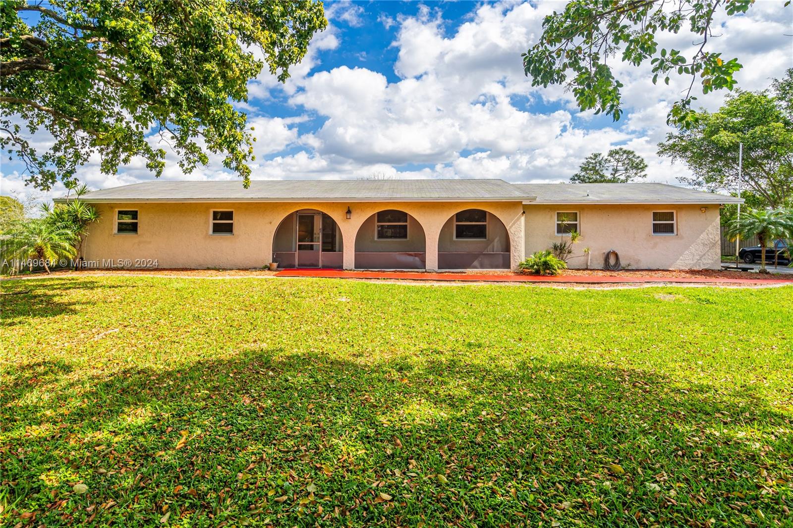 5830 Southwest 162nd Avenue Southwest Ranches, FL 33331 - Photo 1 of 63 Gallery Image 1