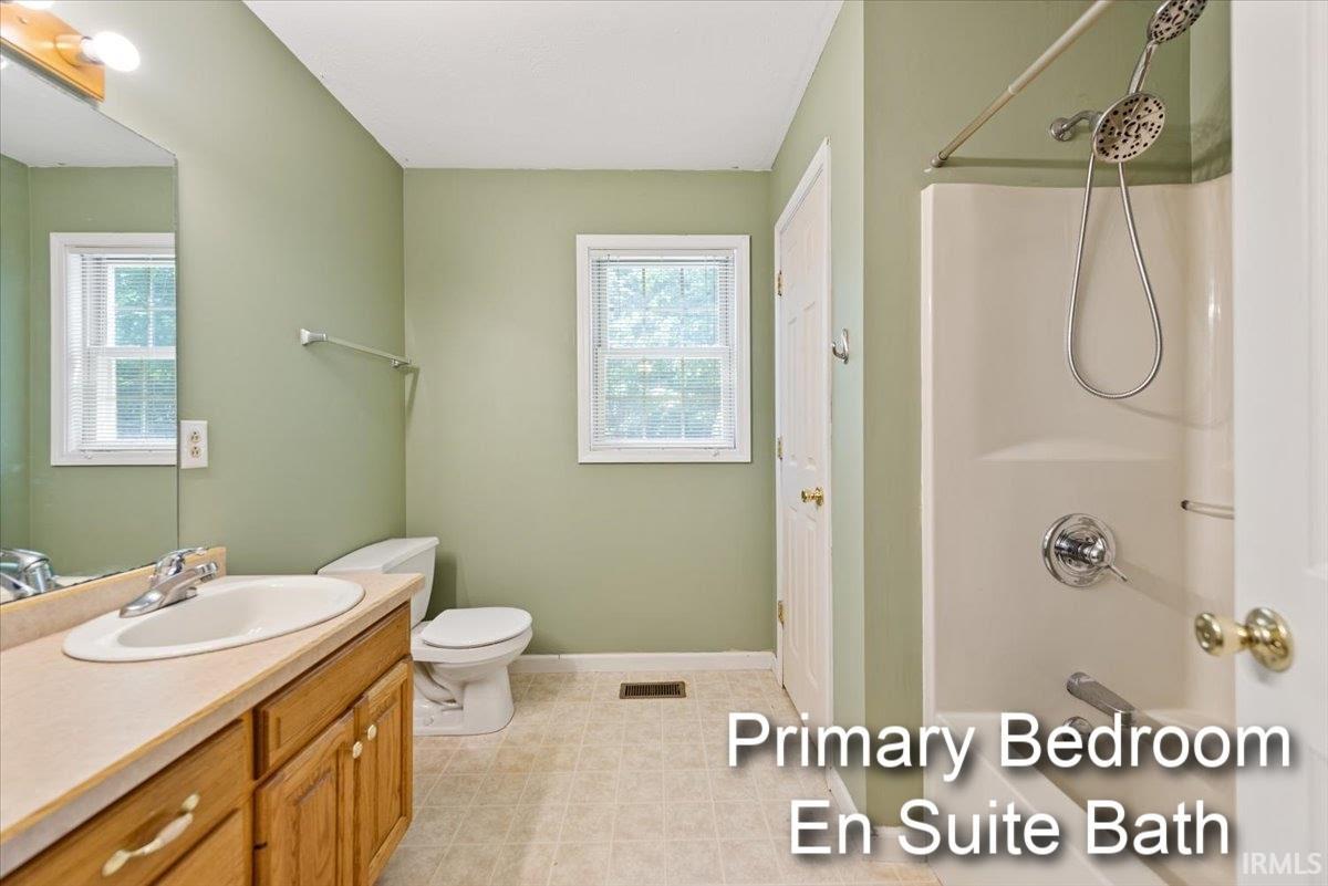 2664 South Danlyn Road Bloomington, IN 47403 - Photo 9 of 20