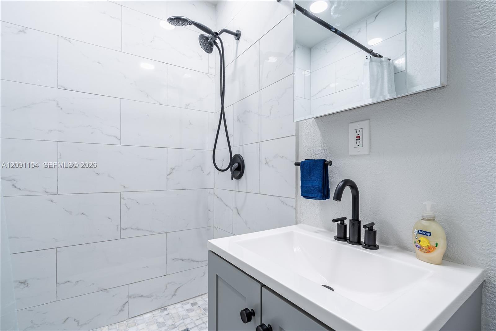 975 Southwest 10th Street, Unit 4 Miami, FL 33130 - Photo 17 of 21 Gallery Image 17
