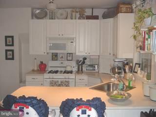 311 Sunset Road West Reading, PA 19611 - Photo 4 of 6