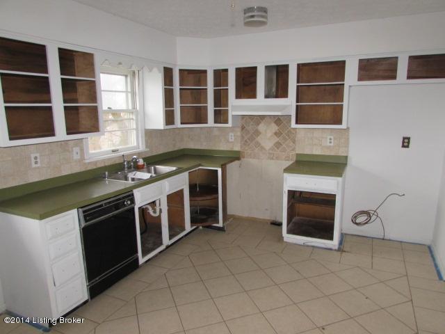 4439 Malcolm Road Louisville, KY 40216 - Photo 4 of 17 Eat-In Kitchen