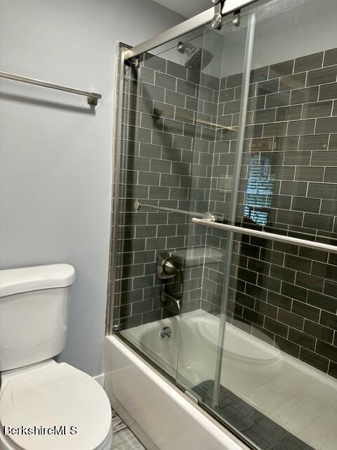 2631 Hancock Road Hancock, MA 01267 - Photo 21 of 55 a bathroom with a toilet and bathtub