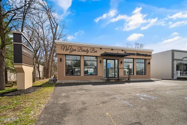 $759,800 | Undisclosed Address, Colonie, NY 12110