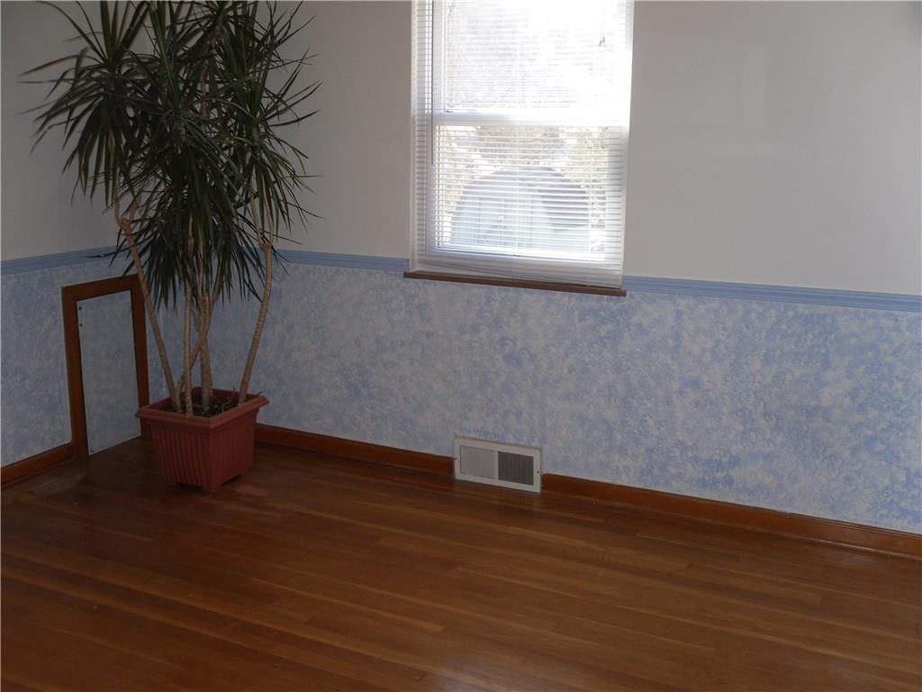 783 Thompson Run Road Pittsburgh, PA 15237 - Photo 9 of 25 1st Floor Bedroom