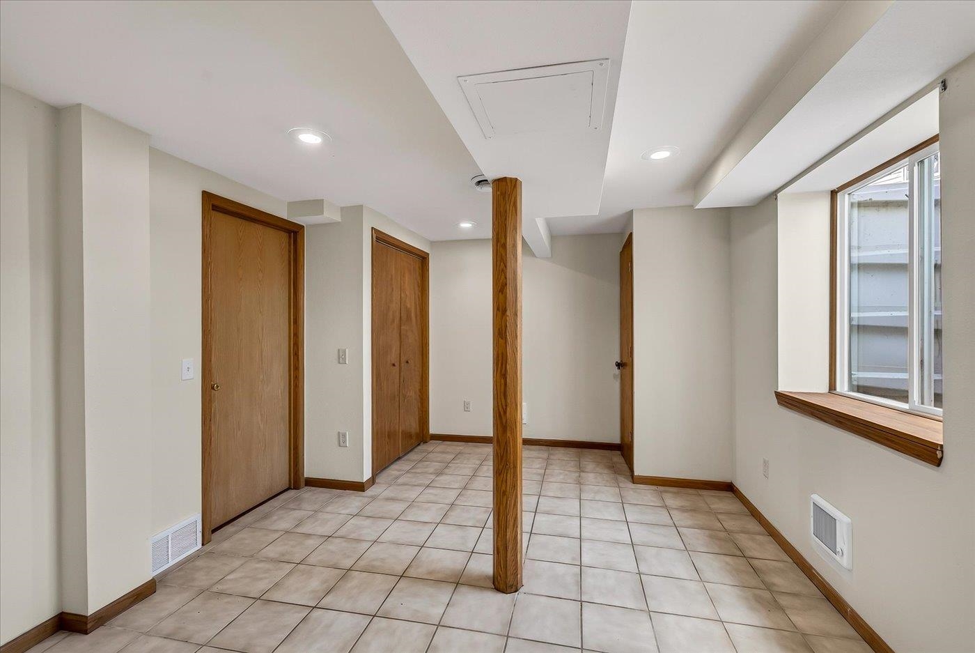 1 Georgetown Court Madison, WI 53719 - Photo 39 of 62 Gallery Image 39
