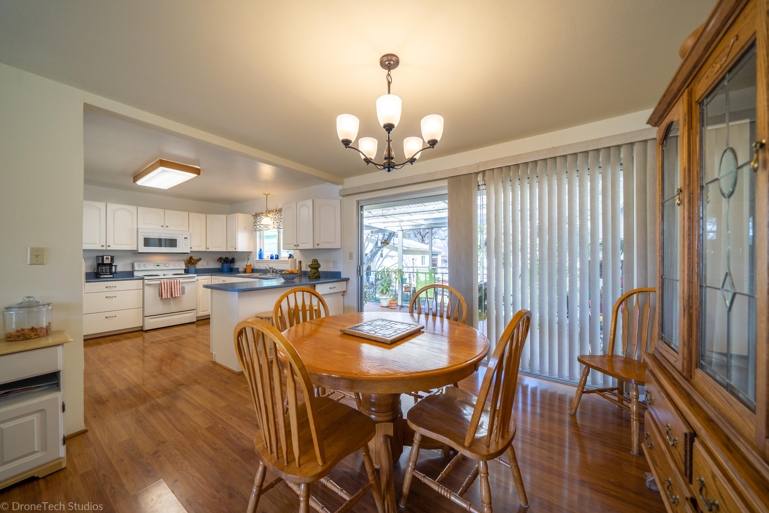 5045 Bidwell Road Redding, CA 96001 - Photo 11 of 37 5045 Bidwell Rd-16