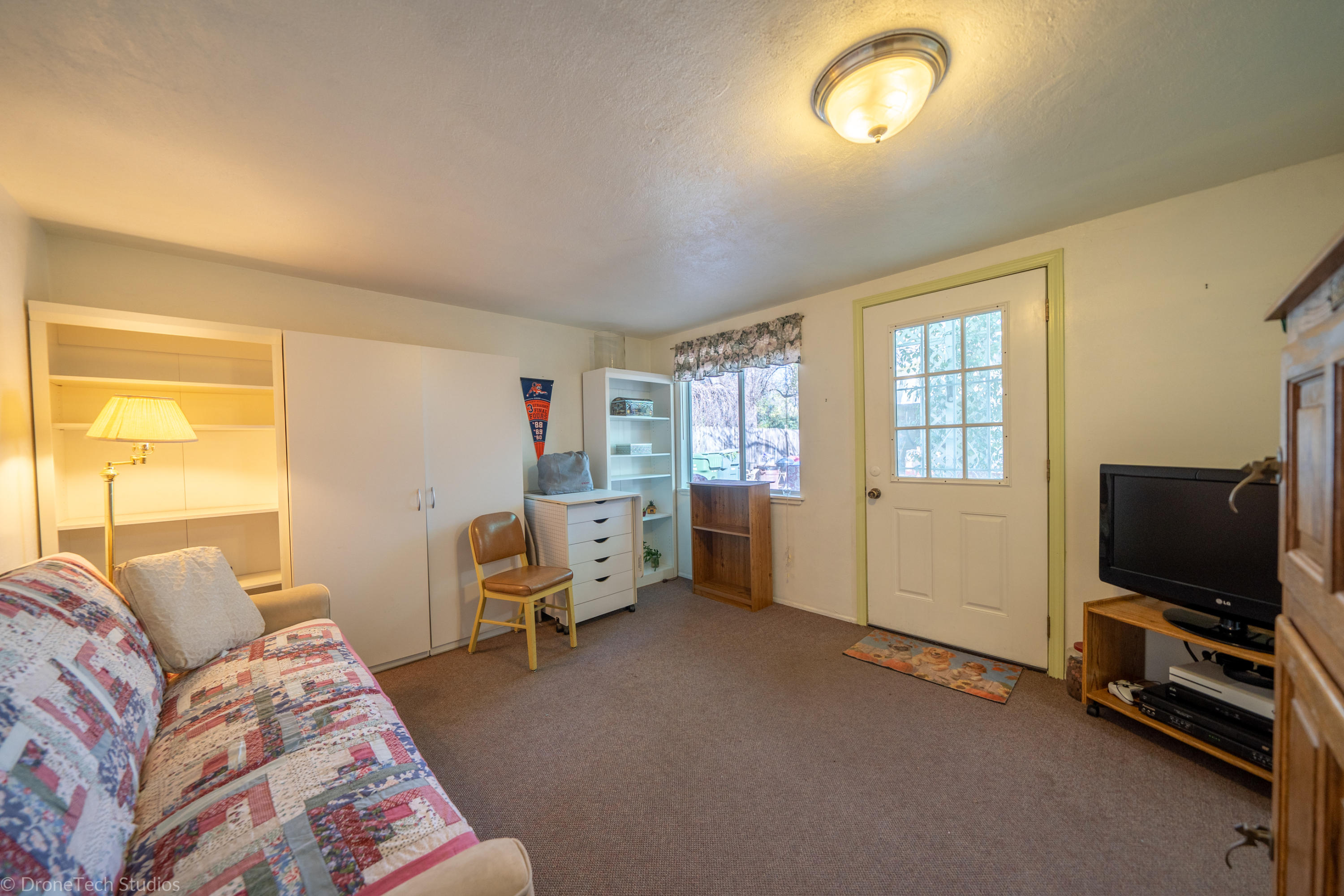 5045 Bidwell Road Redding, CA 96001 - Photo 22 of 37 5045 Bidwell Rd-32