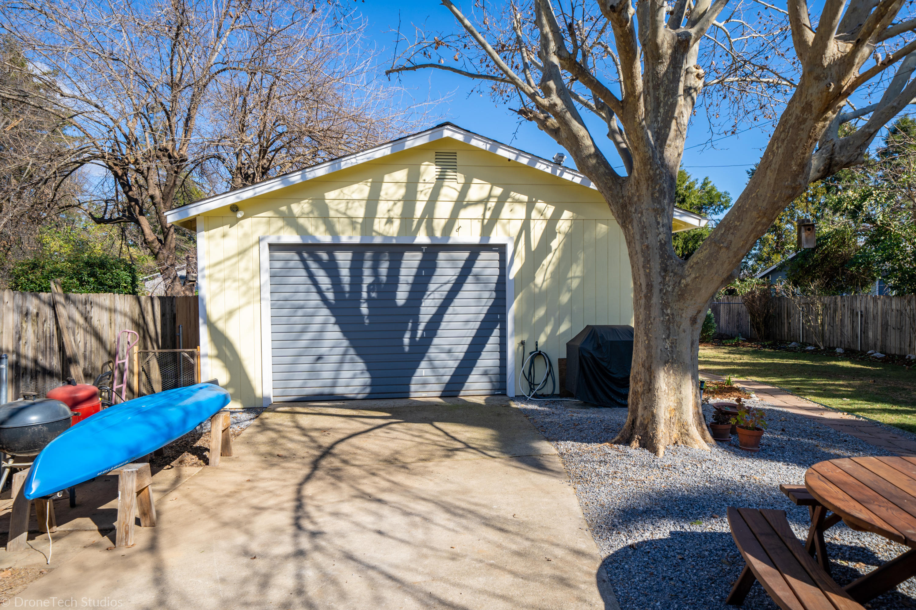 5045 Bidwell Road Redding, CA 96001 - Photo 6 of 37 5045 Bidwell Rd-45
