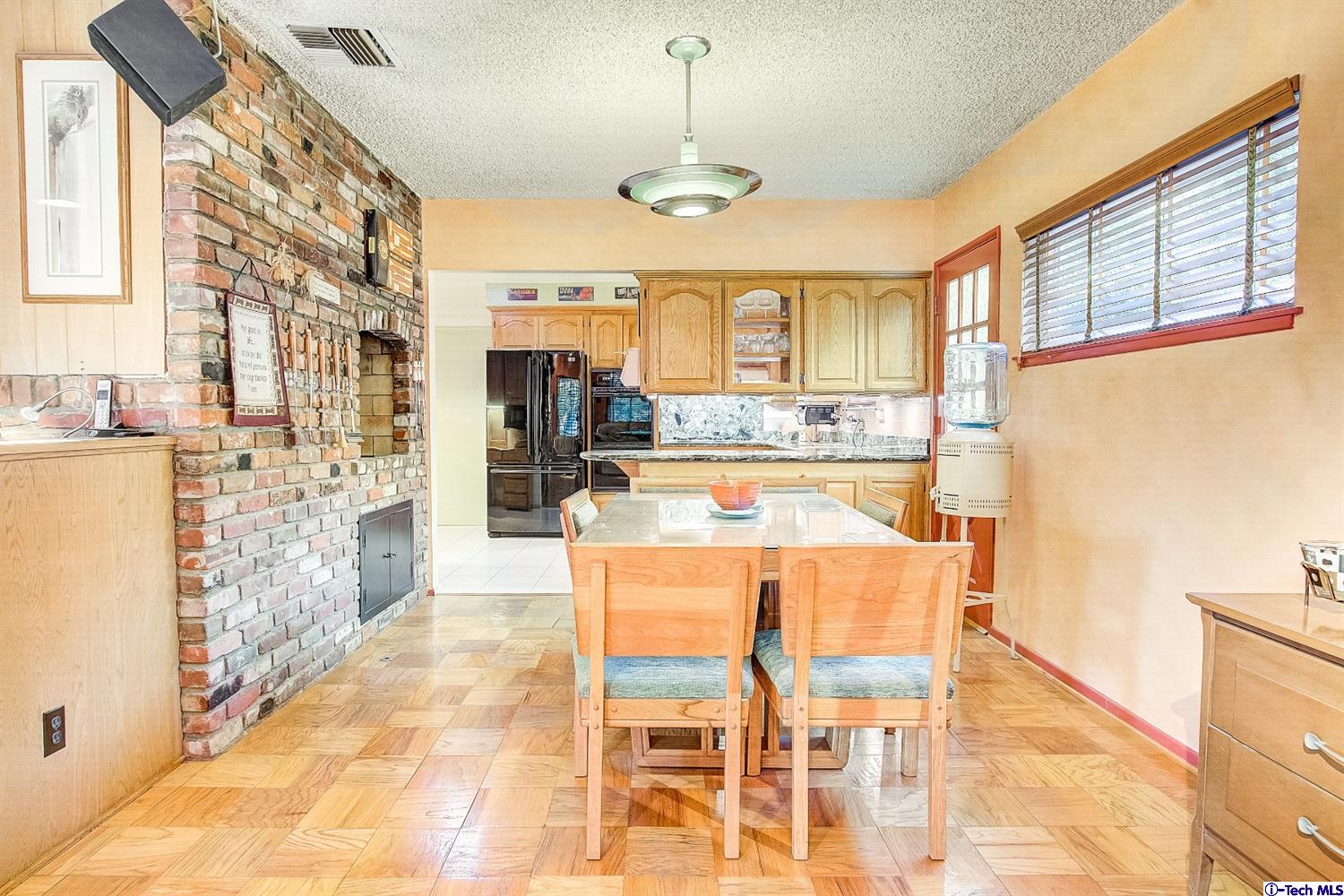 10782 Terecita Road Tujunga, CA 91042 - Photo 11 of 20 Gallery Image 11
