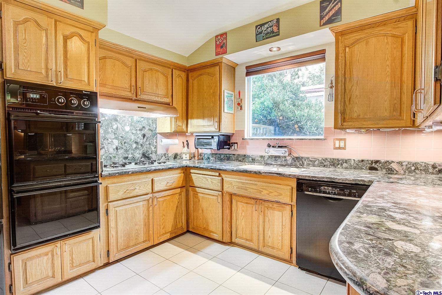 10782 Terecita Road Tujunga, CA 91042 - Photo 13 of 20 Gallery Image 13