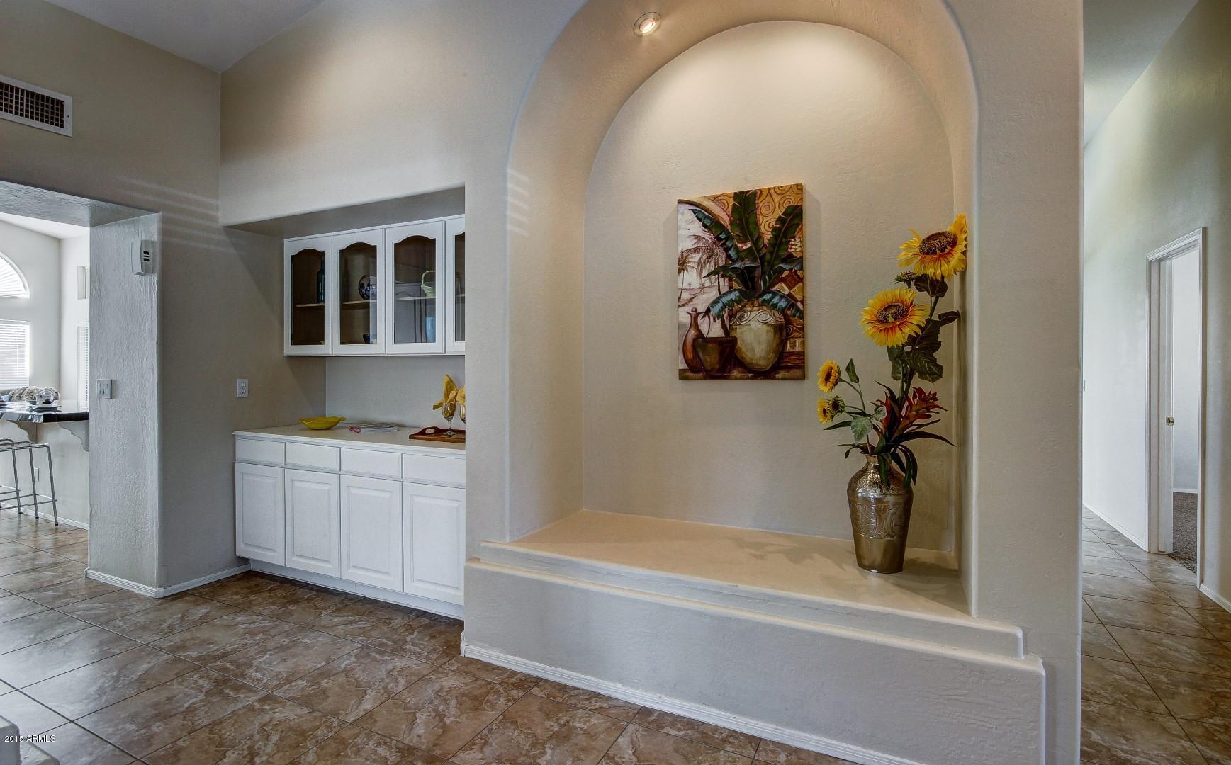 4754 East Hearn Road Phoenix, AZ 85032 - Photo 11 of 40 Heard (13)
