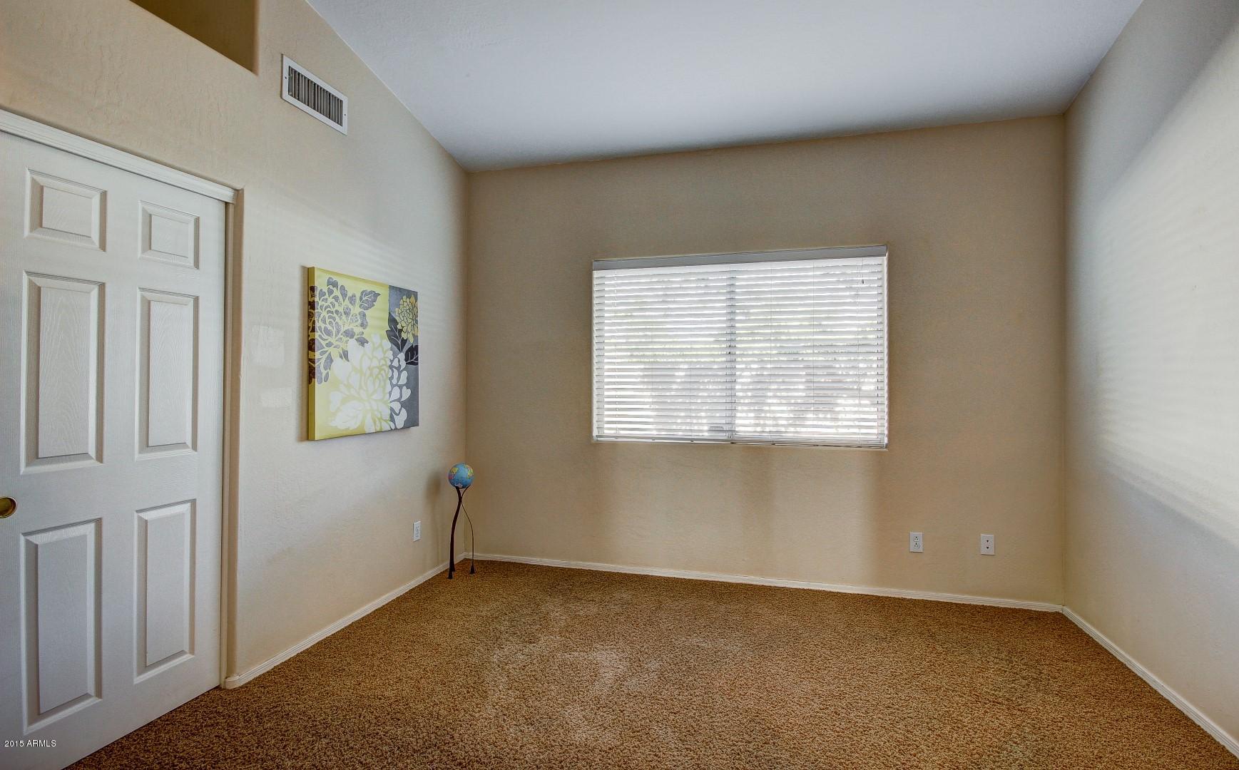 4754 East Hearn Road Phoenix, AZ 85032 - Photo 24 of 40 Heard (26)