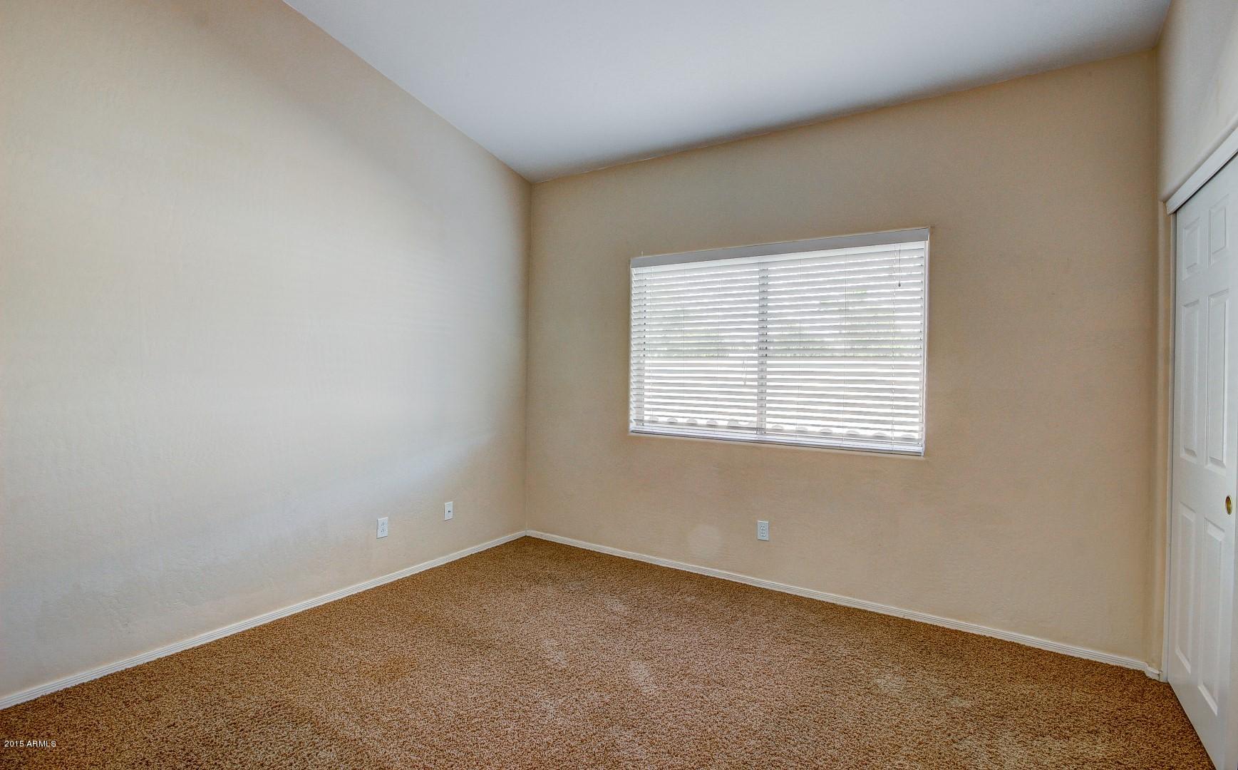 4754 East Hearn Road Phoenix, AZ 85032 - Photo 28 of 40 Heard (30)