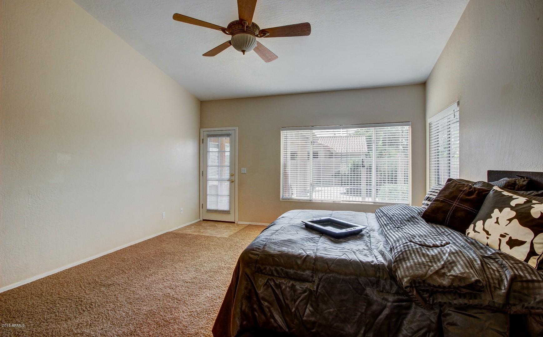 4754 East Hearn Road Phoenix, AZ 85032 - Photo 32 of 40 Heard (34)