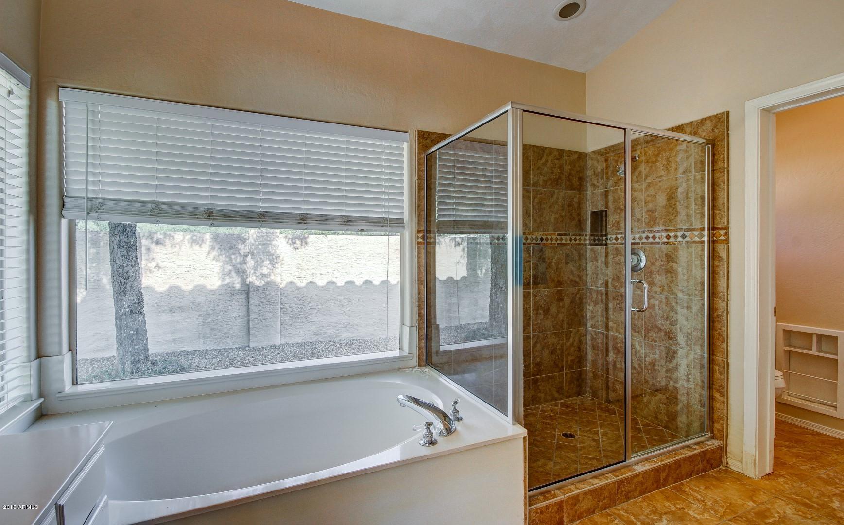 4754 East Hearn Road Phoenix, AZ 85032 - Photo 35 of 40 Heard (40)