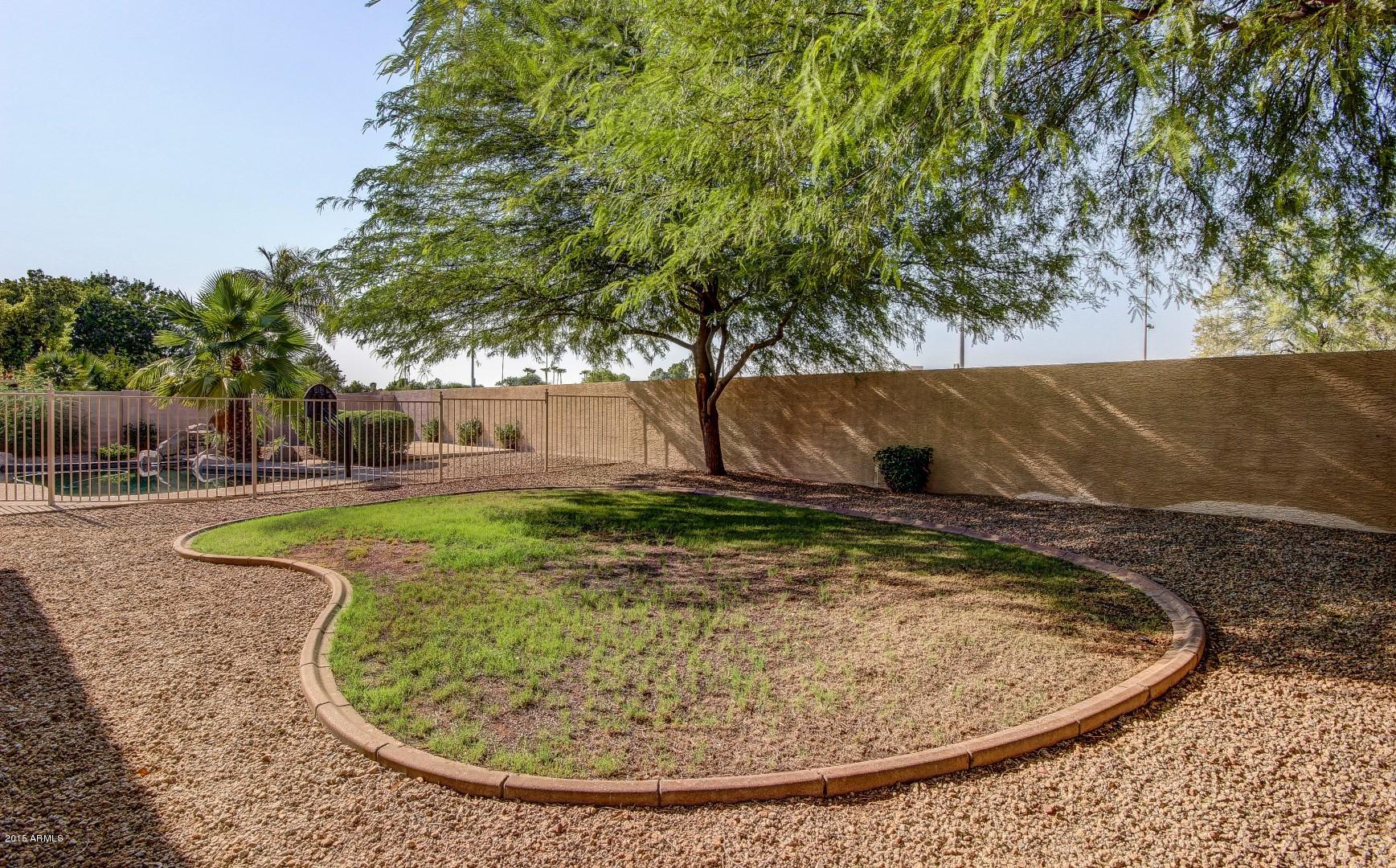 4754 East Hearn Road Phoenix, AZ 85032 - Photo 38 of 40 Heard (43)