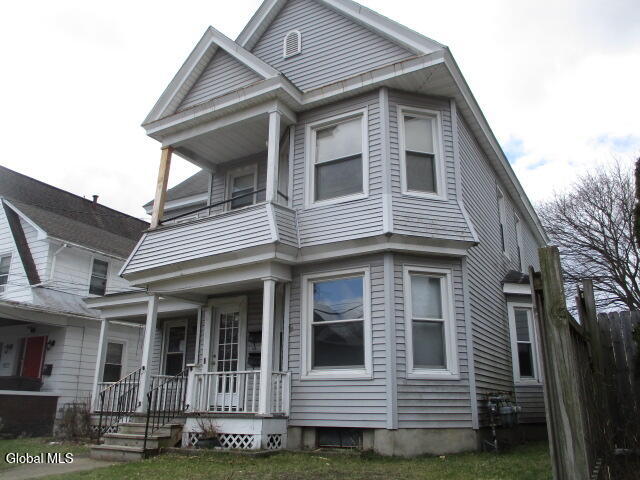 918 Hegeman Street Schenectady, NY 12306 - Photo 3 of 17 IMG_8738