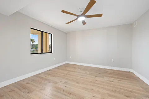 $525,000 | 1601 Marina Isle Way, Unit 106, Jupiter, FL 33477