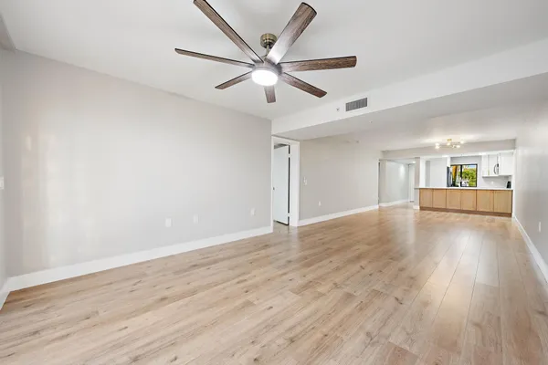 $525,000 | 1601 Marina Isle Way, Unit 106, Jupiter, FL 33477