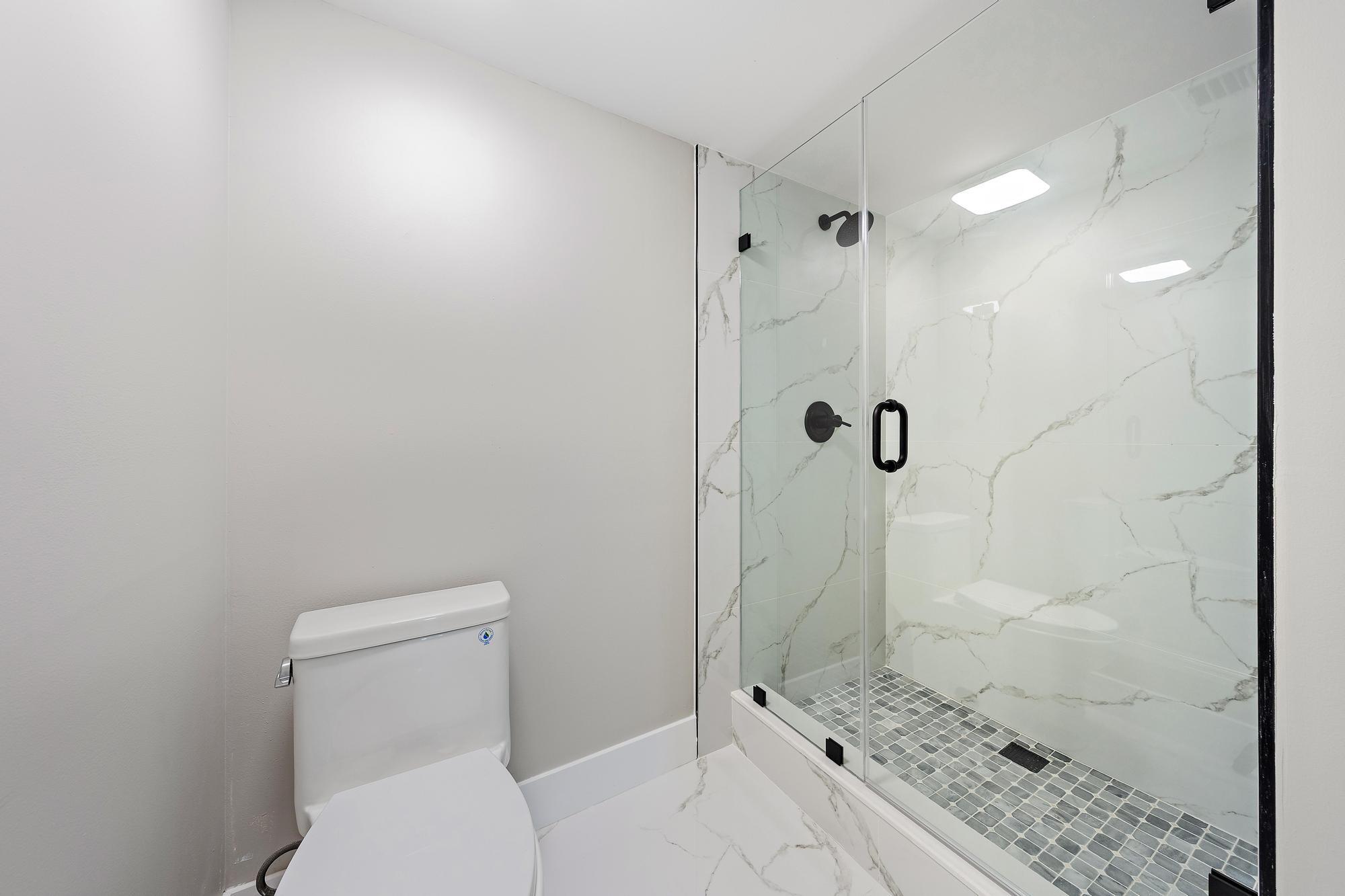 1601 Marina Isle Way, Unit 106 Jupiter, FL 33477 - Photo 15 of 33 1601 Marina Isle Way apt 106-17