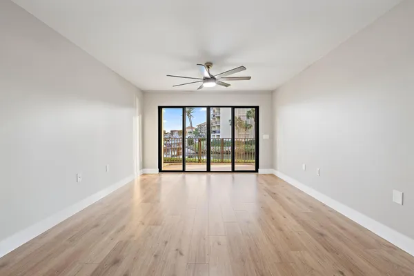 $525,000 | 1601 Marina Isle Way, Unit 106, Jupiter, FL 33477