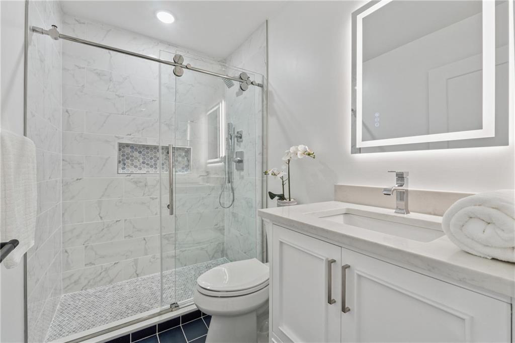 1542 Lavista Road Northeast Atlanta, GA 30329 - Photo 15 of 45