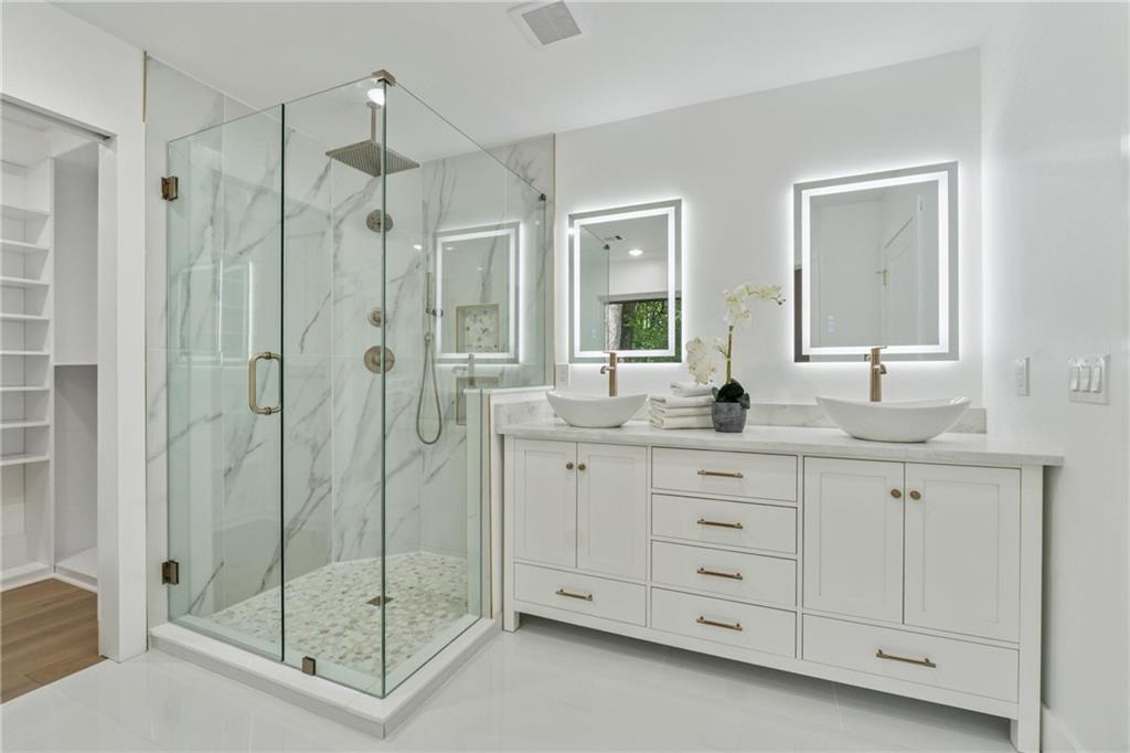 1542 Lavista Road Northeast Atlanta, GA 30329 - Photo 20 of 45