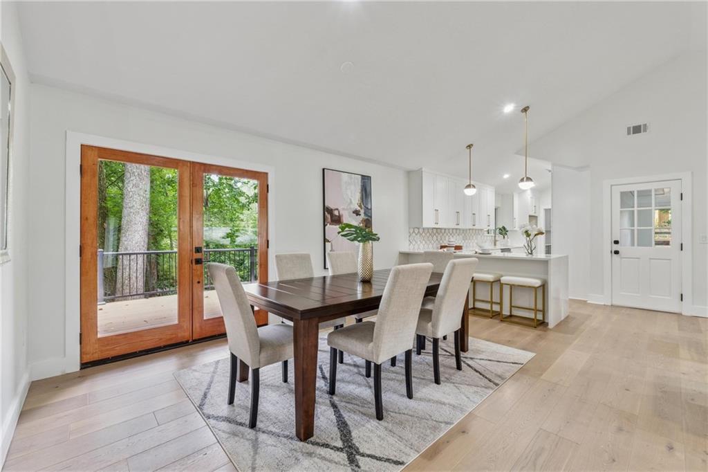 1542 Lavista Road Northeast Atlanta, GA 30329 - Photo 4 of 45