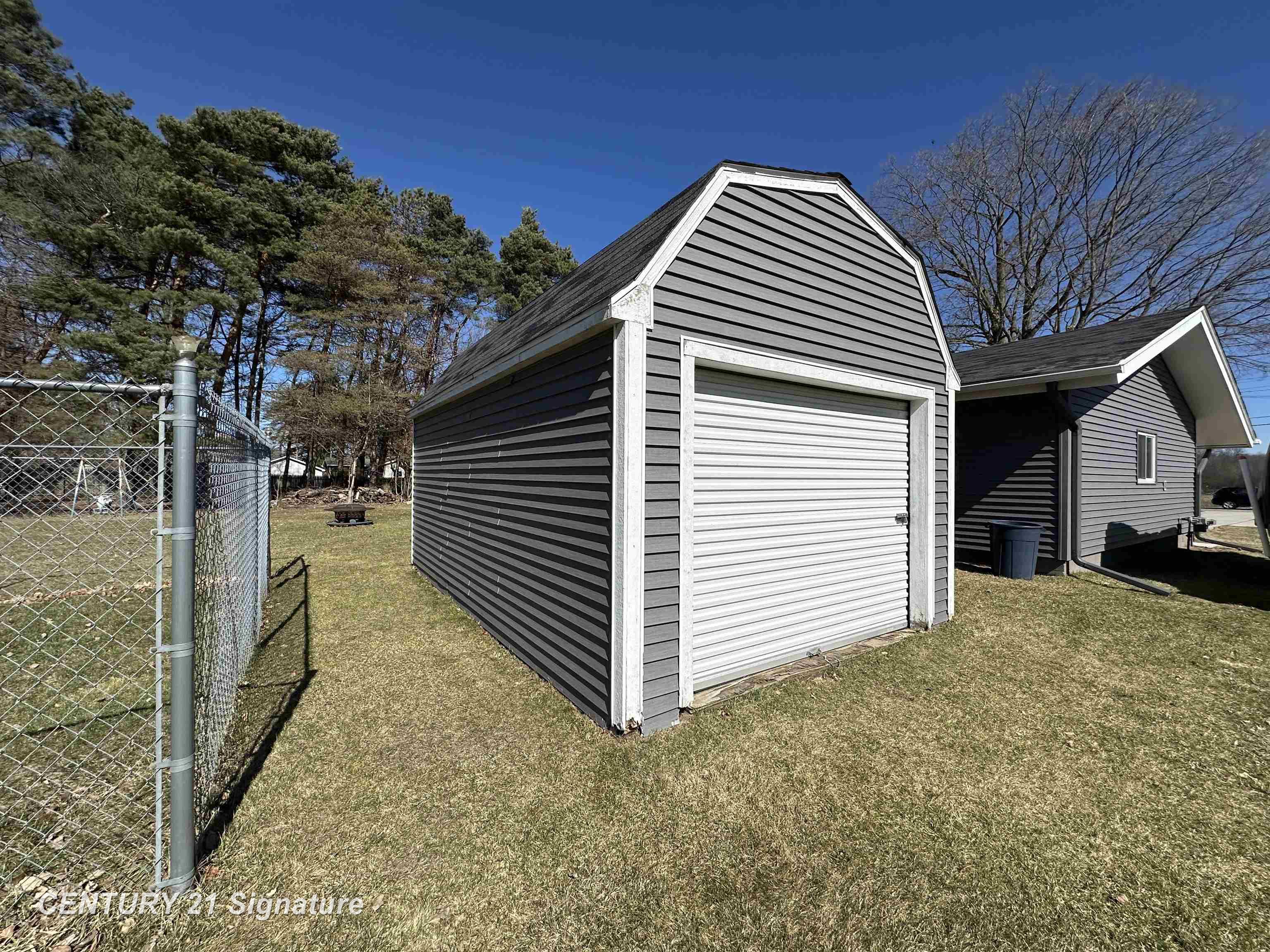 7151 Elms Road Flushing, MI 48433 - Photo 34 of 54