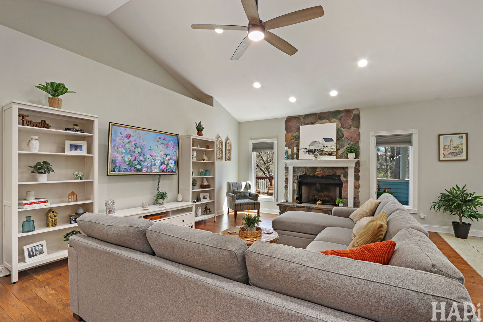 3315 Sherwood Forest Drive Spring Grove, IL 60081 - Photo 11 of 52