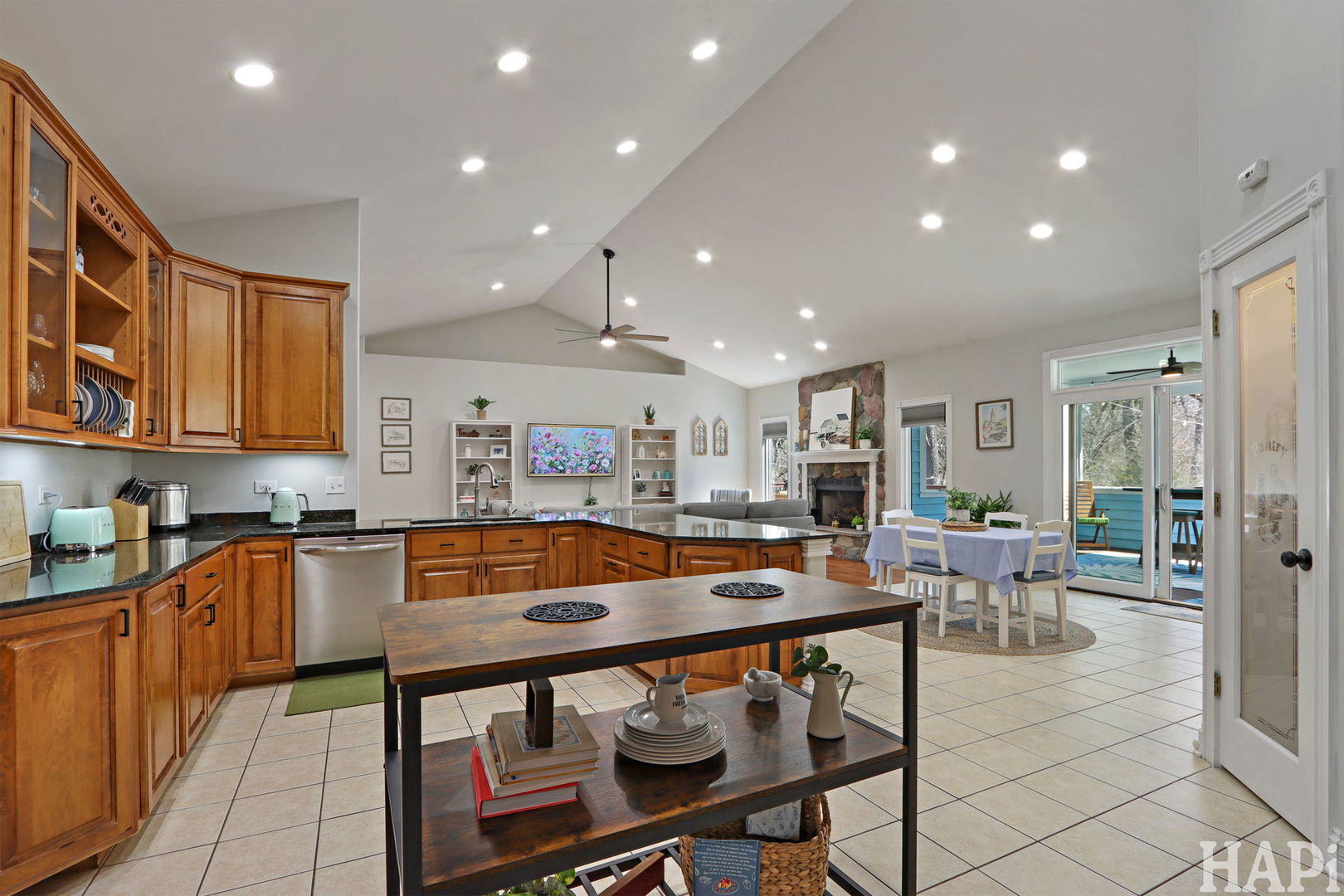 3315 Sherwood Forest Drive Spring Grove, IL 60081 - Photo 20 of 52