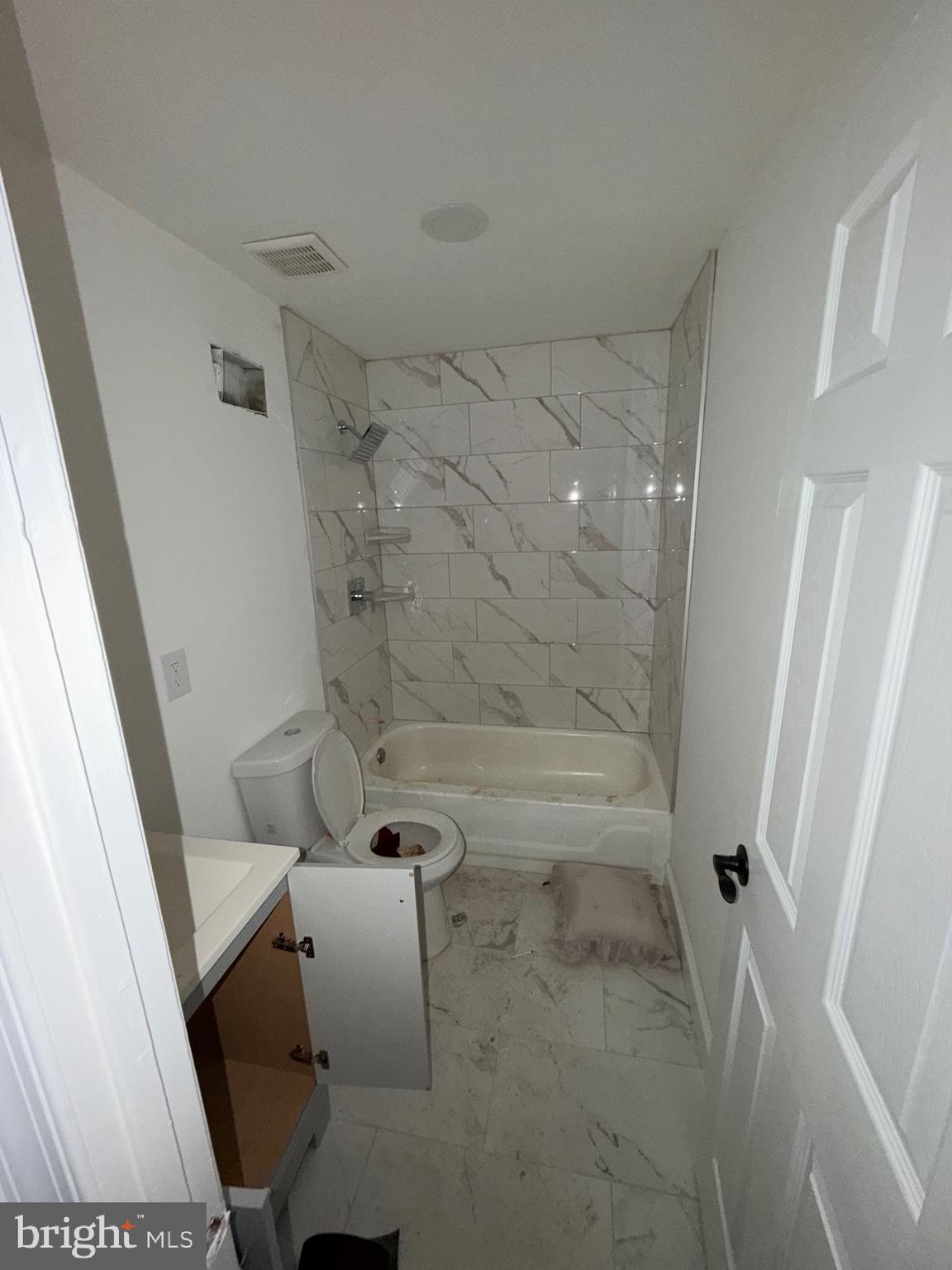 614 Emily Street Philadelphia, PA 19148 - Photo 8 of 16