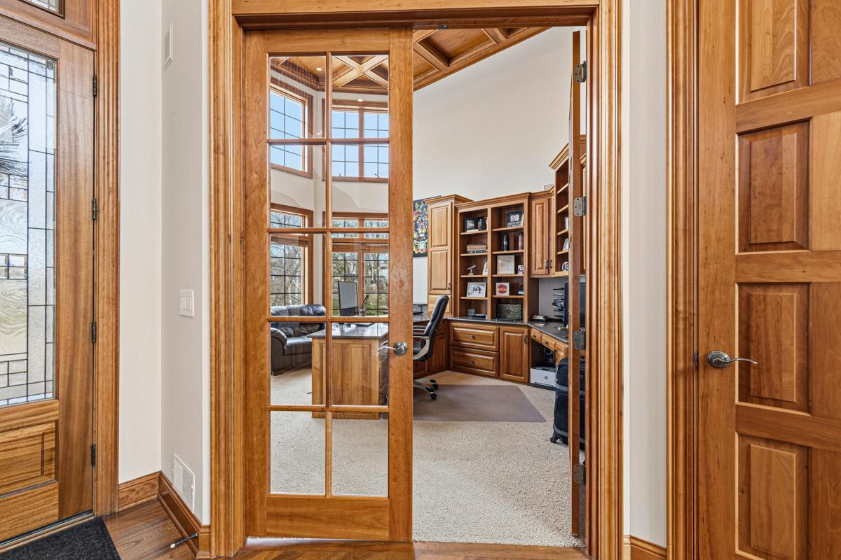 16027 Northwood Road Northwest Prior Lake, MN 55372 - Photo 10 of 129