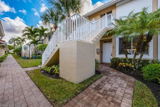 $430,000 | 2386 Magnolia Avenue, Unit 7801, Naples, FL 34112