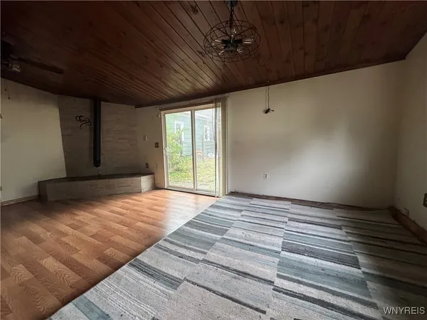 $100,000 | 120 7th Avenue, North Tonawanda, NY 14120